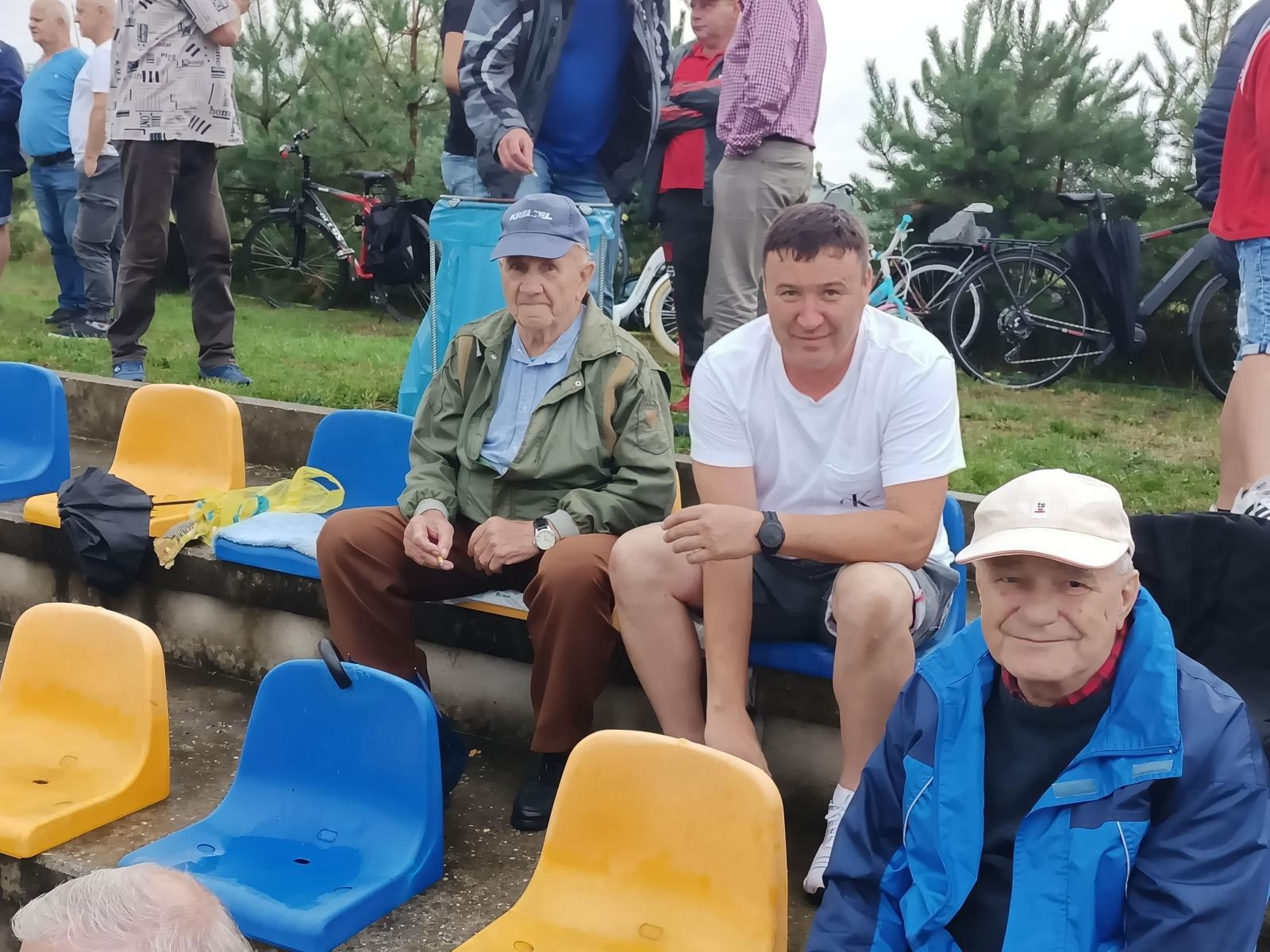 Zdjęcie w galerii na portalu naszraciborz.pl: Udana inauguracja w Raszczycach. Chwałowice pokonane wiadomości z regionu