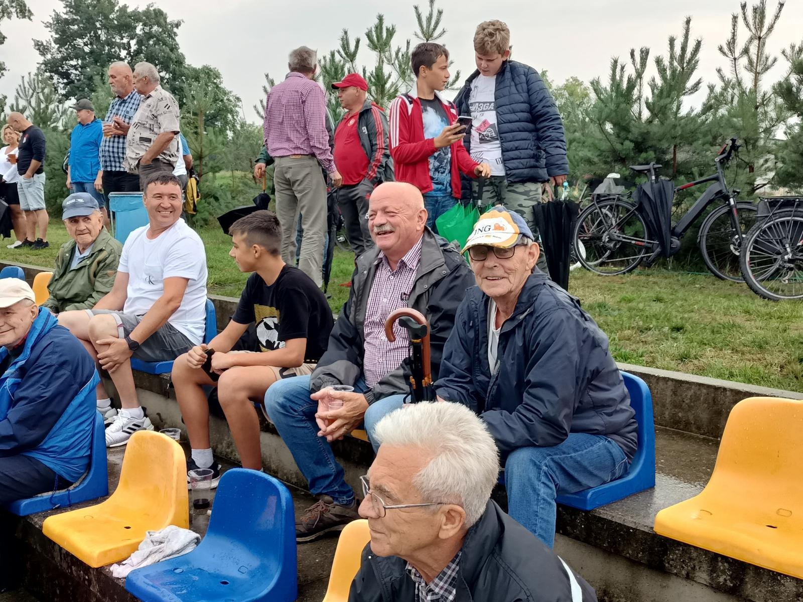Zdjęcie w galerii na portalu naszraciborz.pl: Udana inauguracja w Raszczycach. Chwałowice pokonane wiadomości z regionu