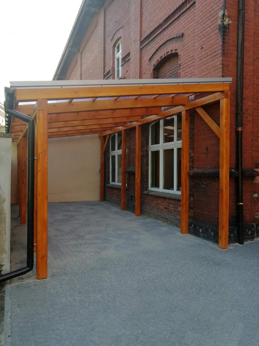 Zdjęcie w galerii na portalu naszraciborz.pl: Otwarty ogród - zielona oaza spotkań, nauki, sztuki i relaksu w I LO wiadomości z regionu