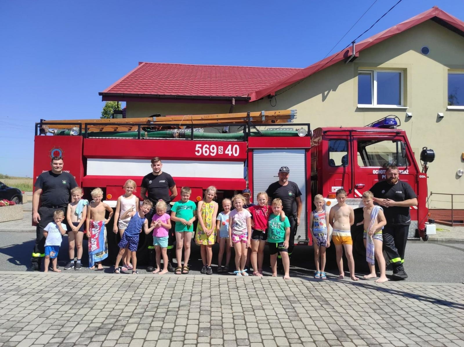 Zdjęcie w galerii na portalu naszraciborz.pl: Wakacyjna podróż po świecie bajkowych postaci wiadomości z regionu