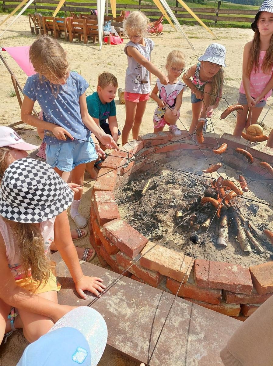 Zdjęcie w galerii na portalu naszraciborz.pl: Wakacyjna podróż po świecie bajkowych postaci wiadomości z regionu