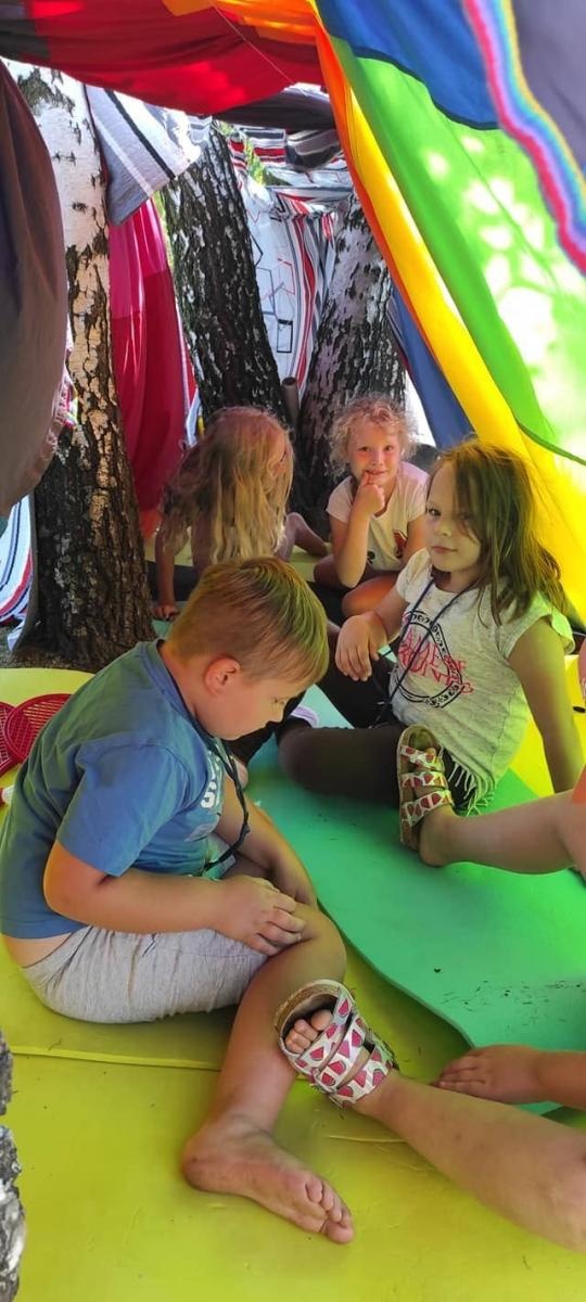 Zdjęcie w galerii na portalu naszraciborz.pl: Wakacyjna podróż po świecie bajkowych postaci wiadomości z regionu