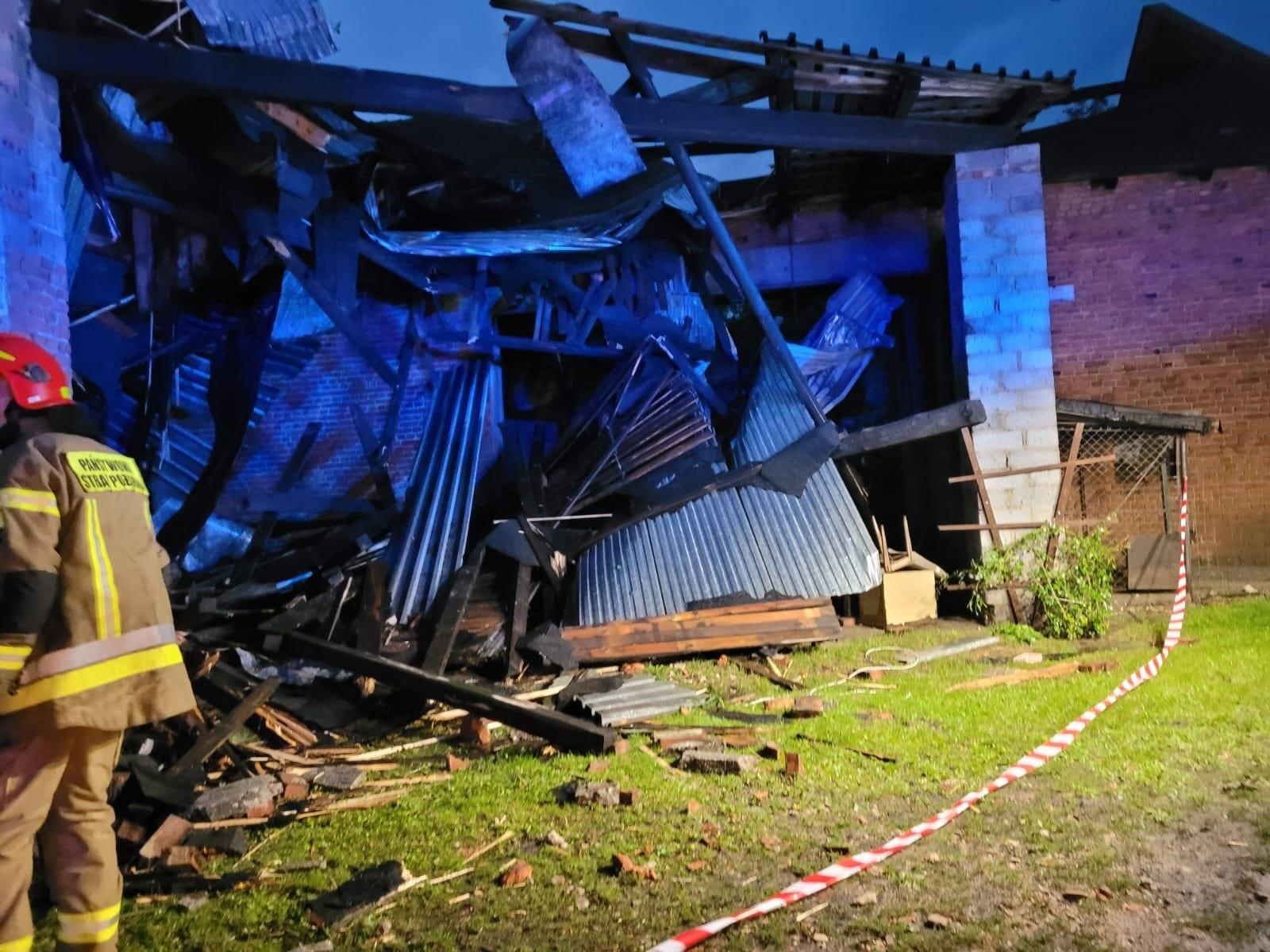 Zdjęcie w galerii na portalu naszraciborz.pl: Nawałnica nad powiatem raciborskim - zerwane dachy w gm. Kuźnia Raciborska [FOTO] wiadomości z regionu