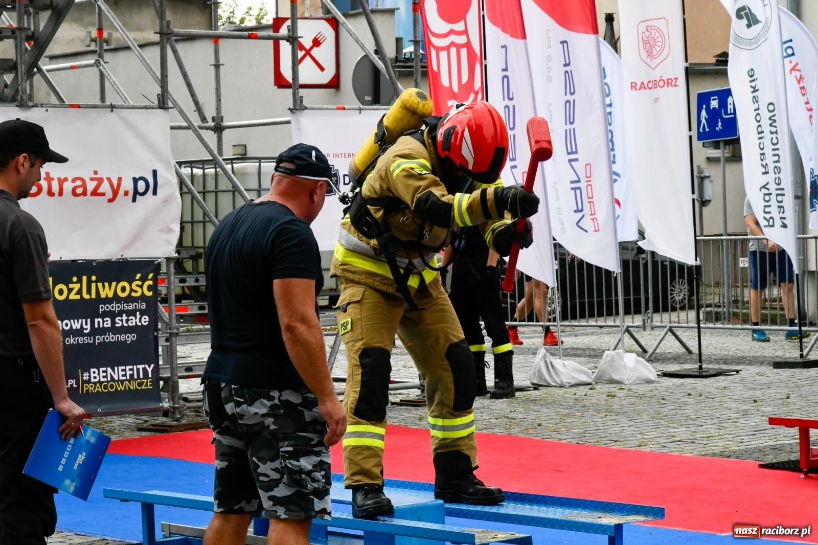 Zdjęcie w galerii na portalu naszraciborz.pl: Toughest Firefighter Racibórz 2023 - strażackie emocje w Raciborzu wiadomości z regionu