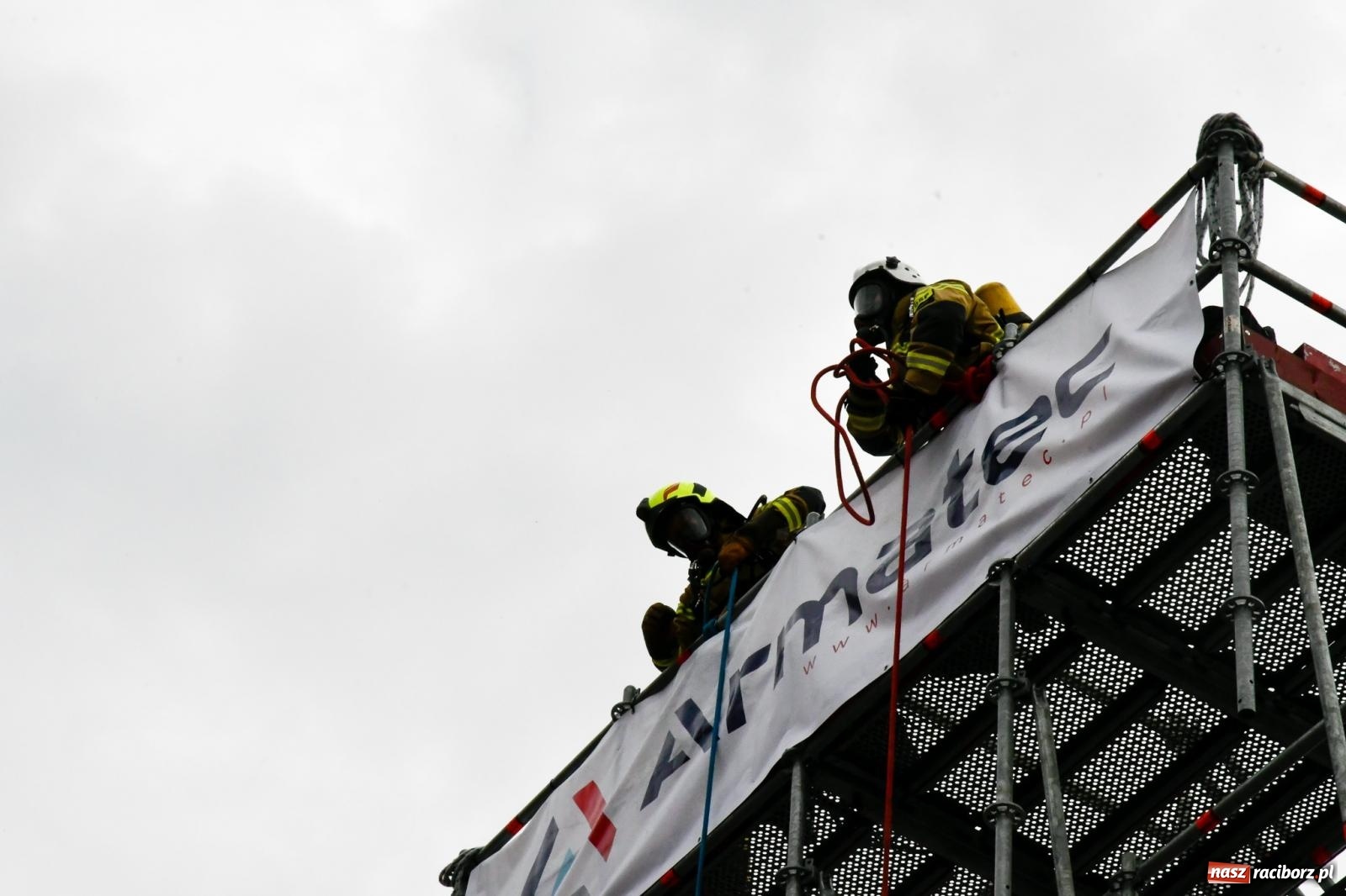Zdjęcie w galerii na portalu naszraciborz.pl: Toughest Firefighter Racibórz 2023 - strażackie emocje w Raciborzu wiadomości z regionu