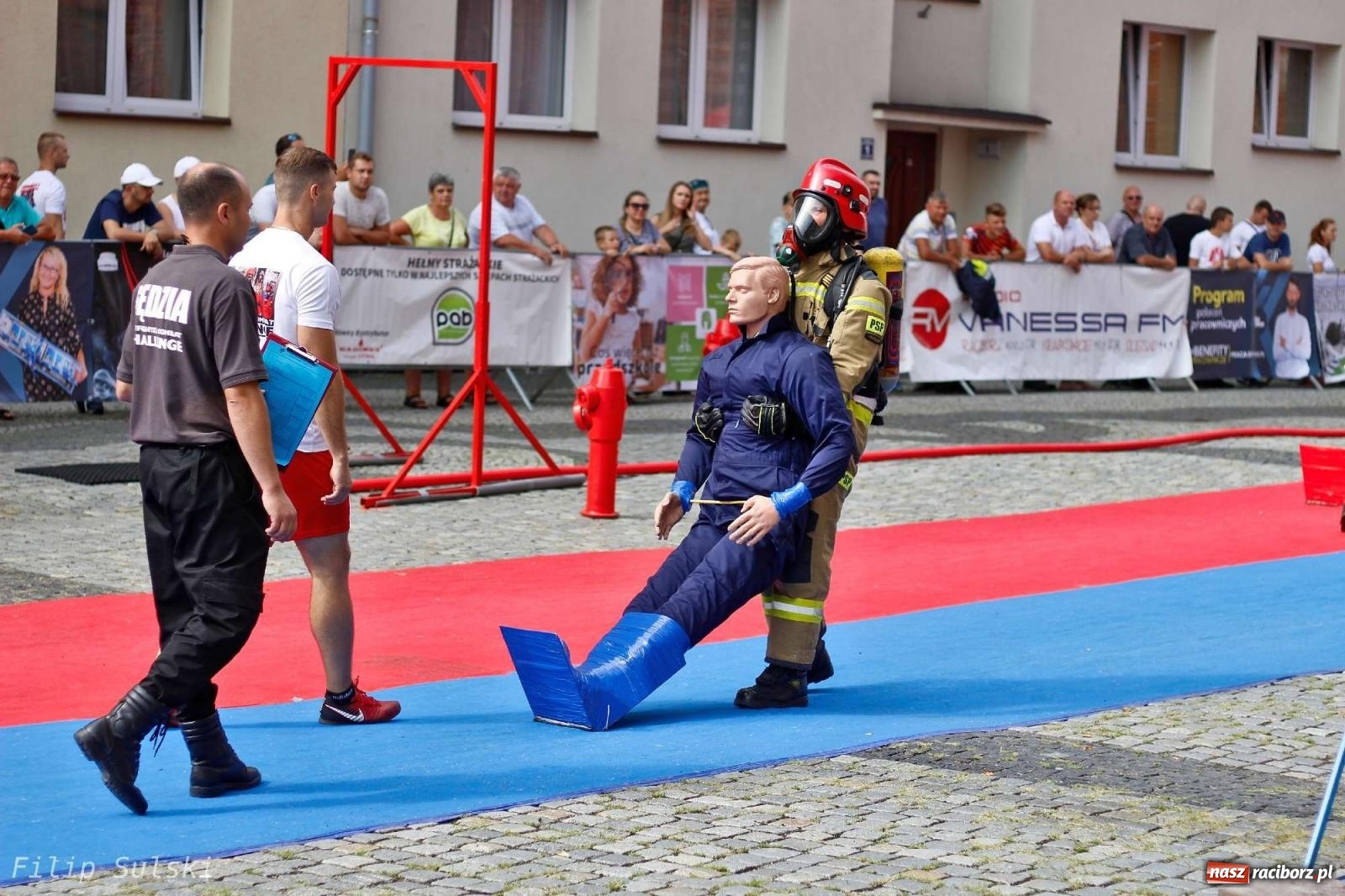 Zdjęcie w galerii na portalu naszraciborz.pl: Toughest Firefighter Racibórz 2023 - strażackie emocje w Raciborzu wiadomości z regionu