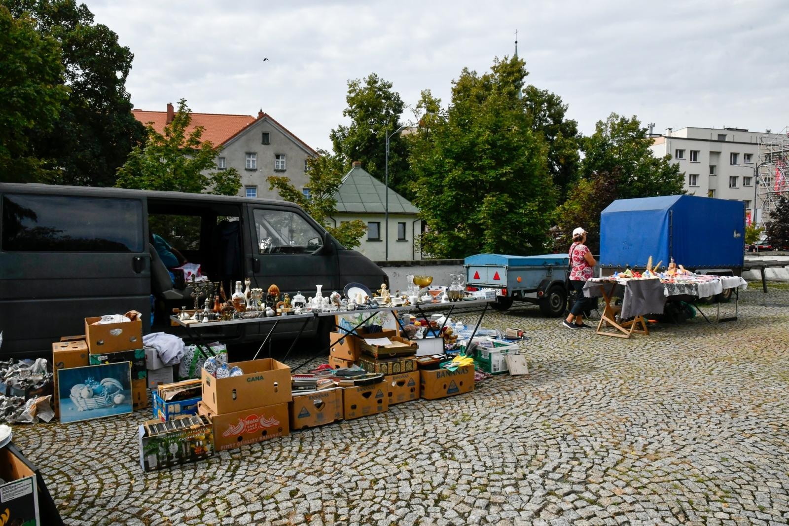 Zdjęcie w galerii na portalu naszraciborz.pl: Raciborski targ staroci wrócił na stare miejsce wiadomości z regionu