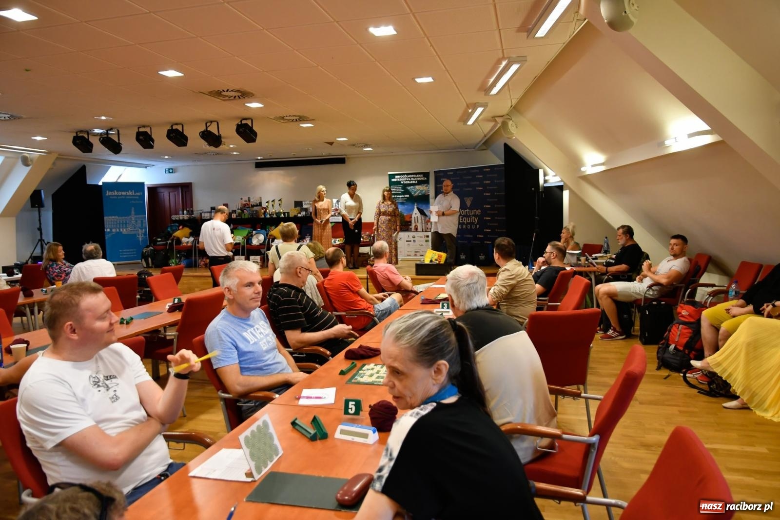 Zdjęcie w galerii na portalu naszraciborz.pl: Zamkowe zmagania scrabblistów [FOTO i WIDEO] wiadomości z regionu