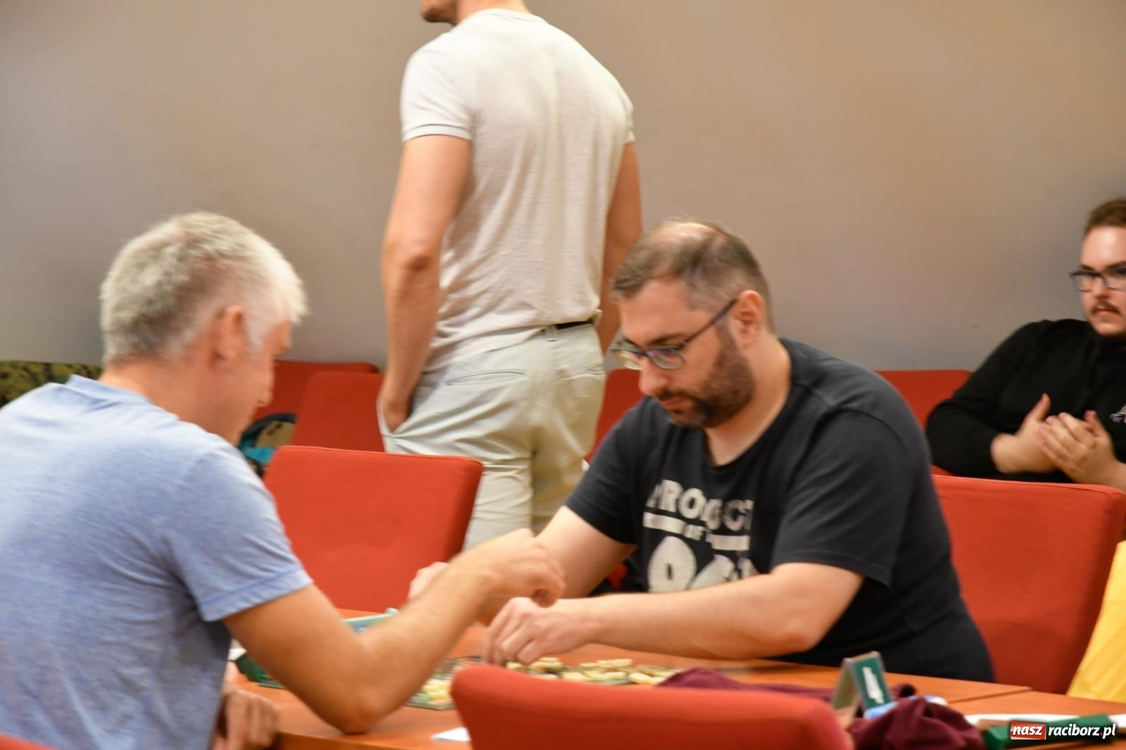 Zdjęcie w galerii na portalu naszraciborz.pl: Zamkowe zmagania scrabblistów [FOTO i WIDEO] wiadomości z regionu
