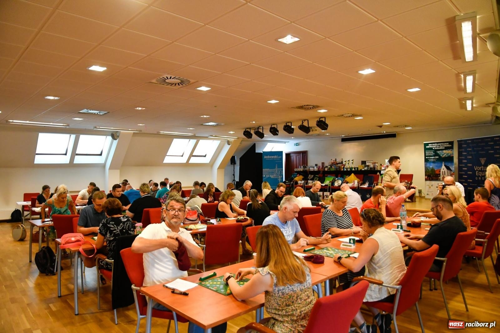 Zdjęcie w galerii na portalu naszraciborz.pl: Zamkowe zmagania scrabblistów [FOTO i WIDEO] wiadomości z regionu