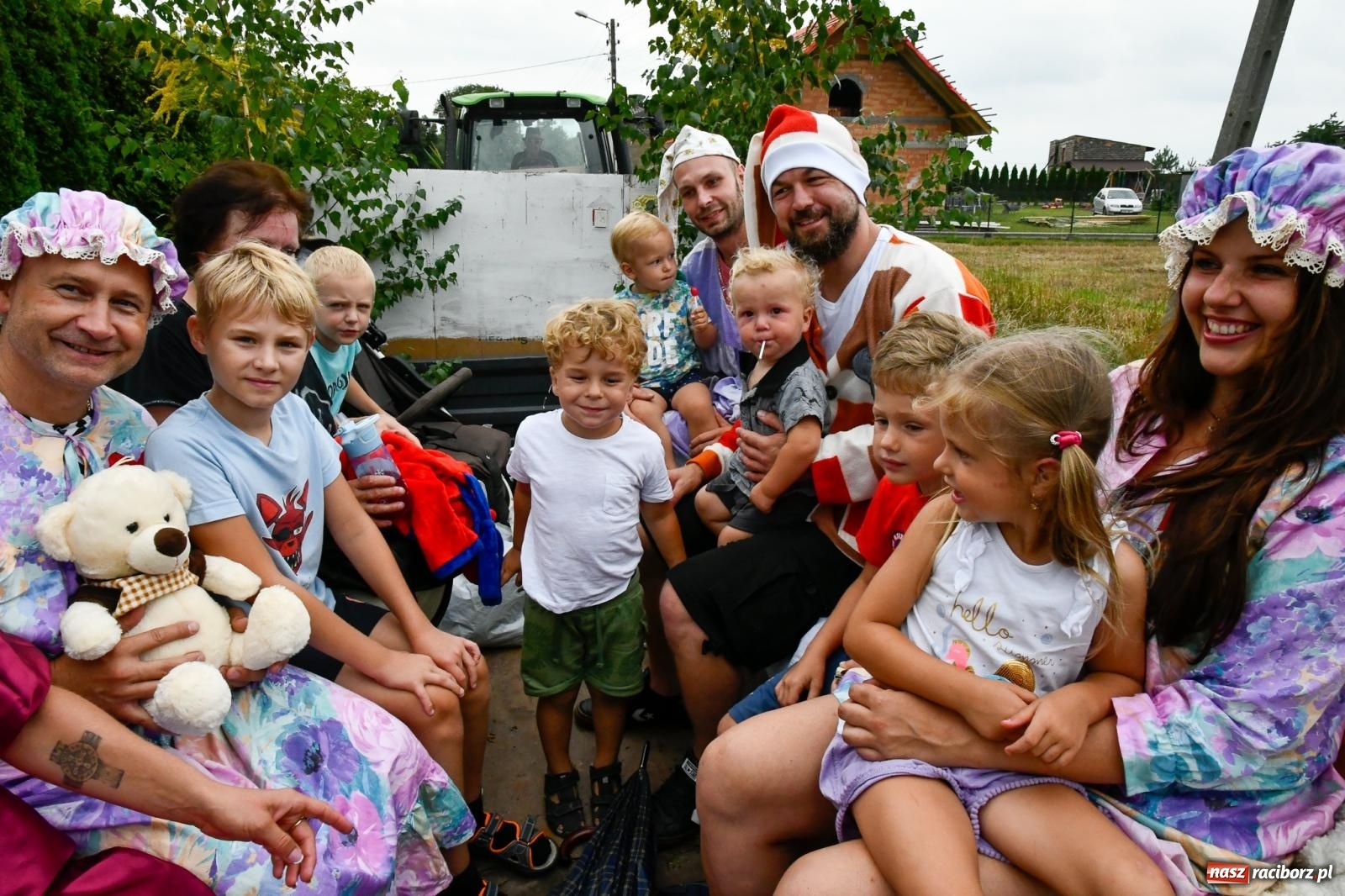 Zdjęcie w galerii na portalu naszraciborz.pl: Barwny korowód dożynkowy w Łańcach [FOTO i WIDEO] wiadomości z regionu