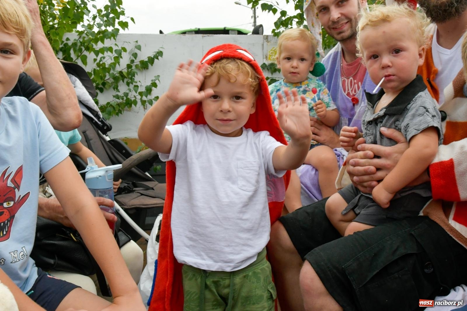 Zdjęcie w galerii na portalu naszraciborz.pl: Barwny korowód dożynkowy w Łańcach [FOTO i WIDEO] wiadomości z regionu