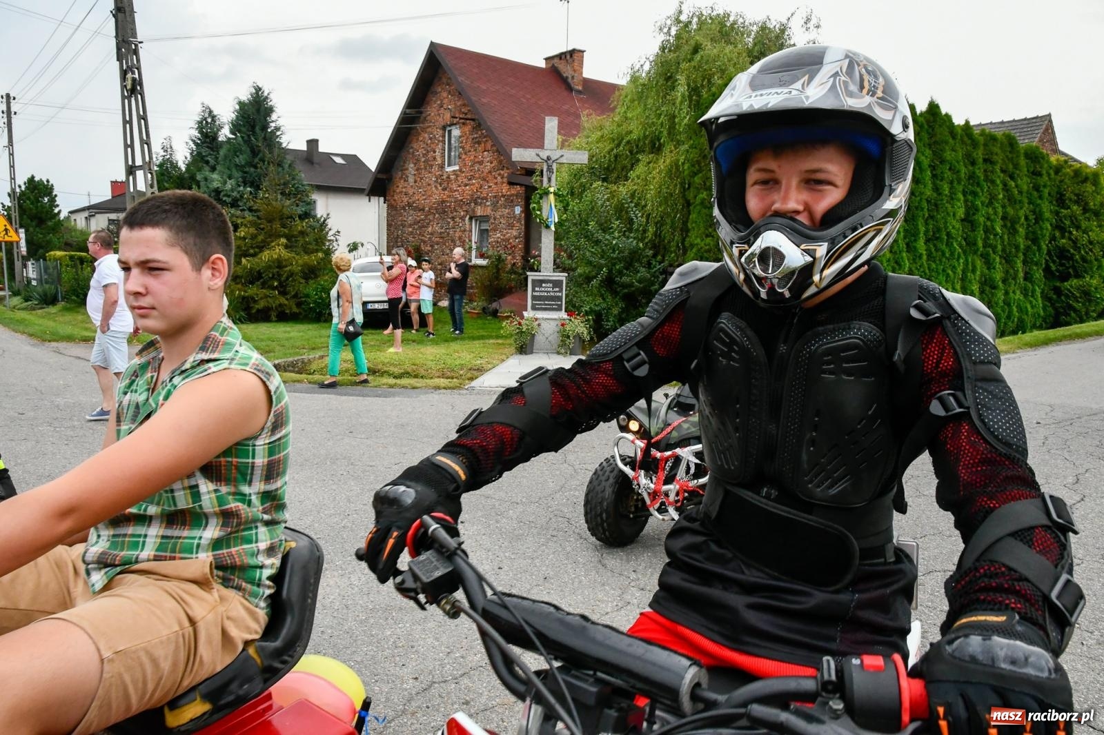Zdjęcie w galerii na portalu naszraciborz.pl: Barwny korowód dożynkowy w Łańcach [FOTO i WIDEO] wiadomości z regionu