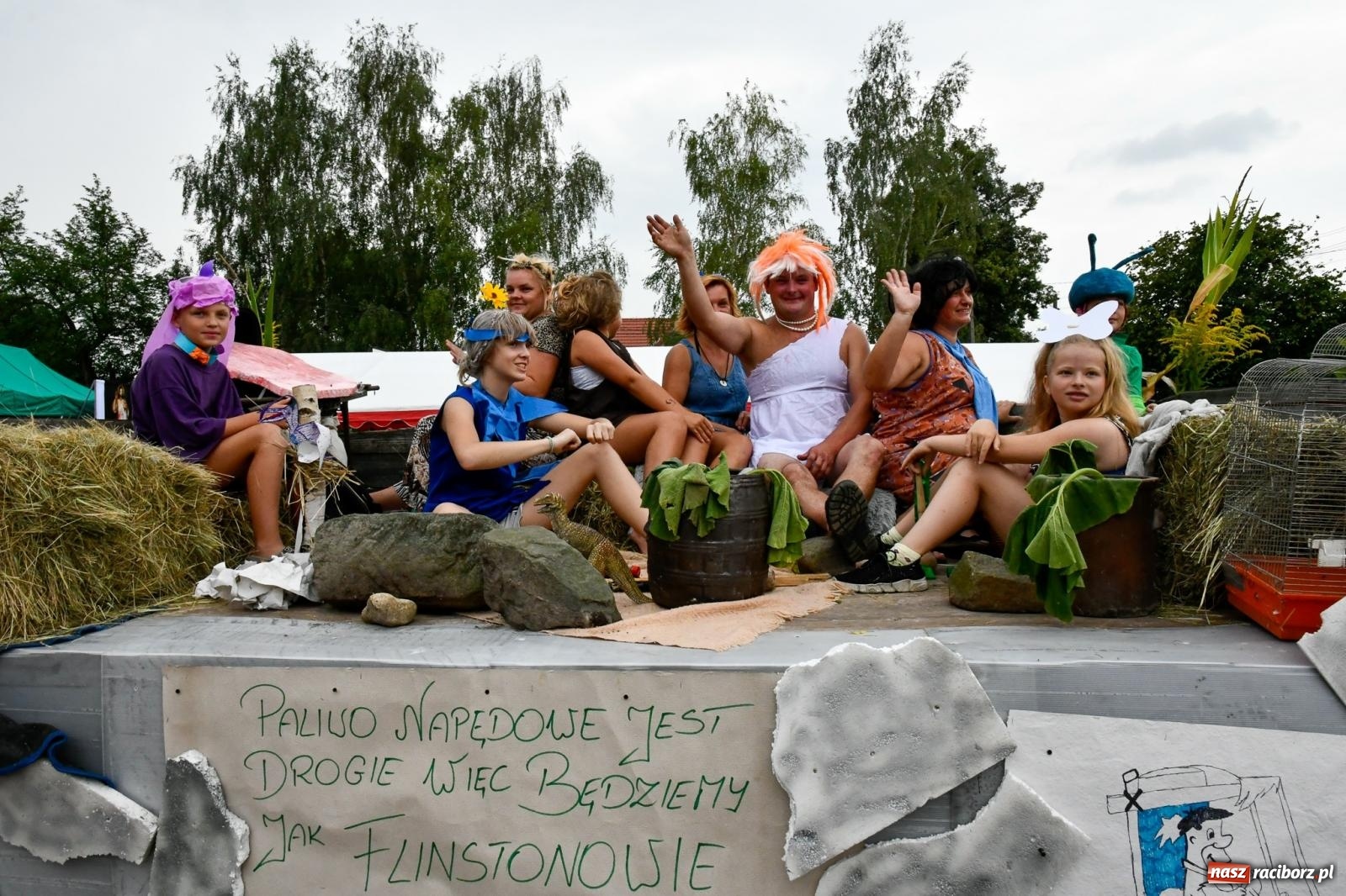 Zdjęcie w galerii na portalu naszraciborz.pl: Barwny korowód dożynkowy w Łańcach [FOTO i WIDEO] wiadomości z regionu