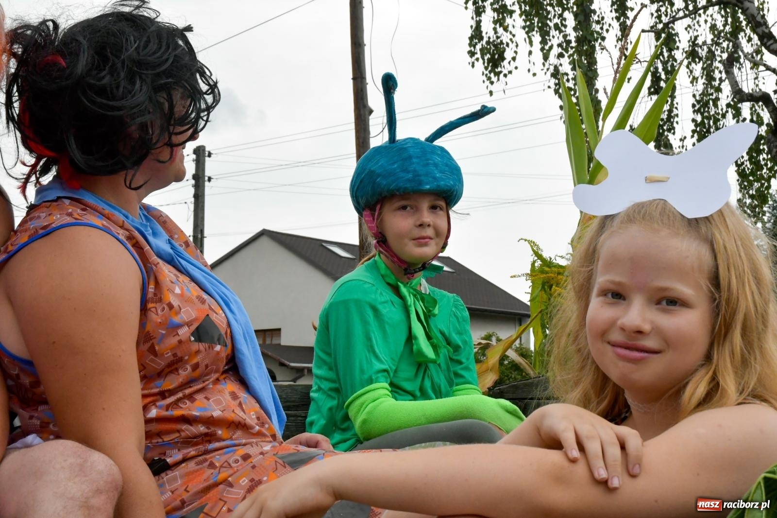 Zdjęcie w galerii na portalu naszraciborz.pl: Barwny korowód dożynkowy w Łańcach [FOTO i WIDEO] wiadomości z regionu