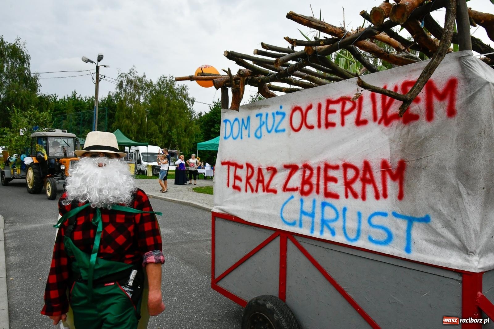 Zdjęcie w galerii na portalu naszraciborz.pl: Barwny korowód dożynkowy w Łańcach [FOTO i WIDEO] wiadomości z regionu