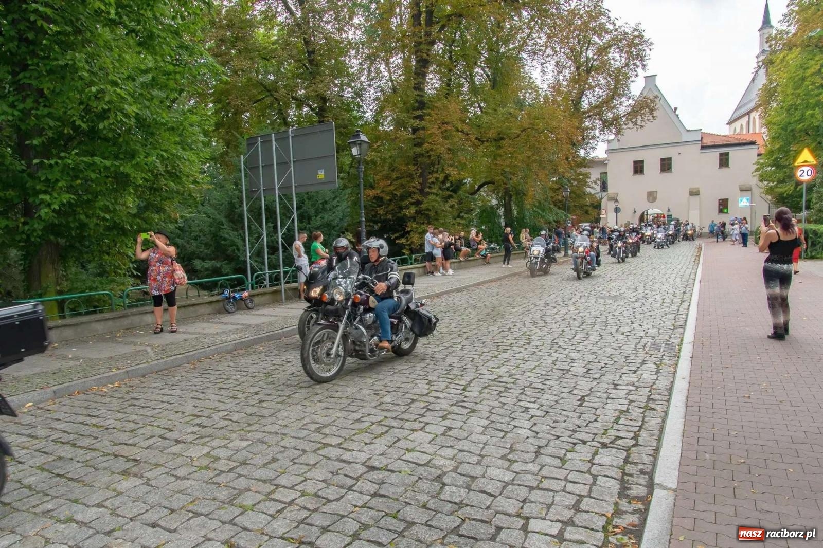 Zdjęcie w galerii na portalu naszraciborz.pl: Zamek Rock Party - ich wielkie polsko-czeskie wesele [FOTO i WIDEO] wiadomości z regionu