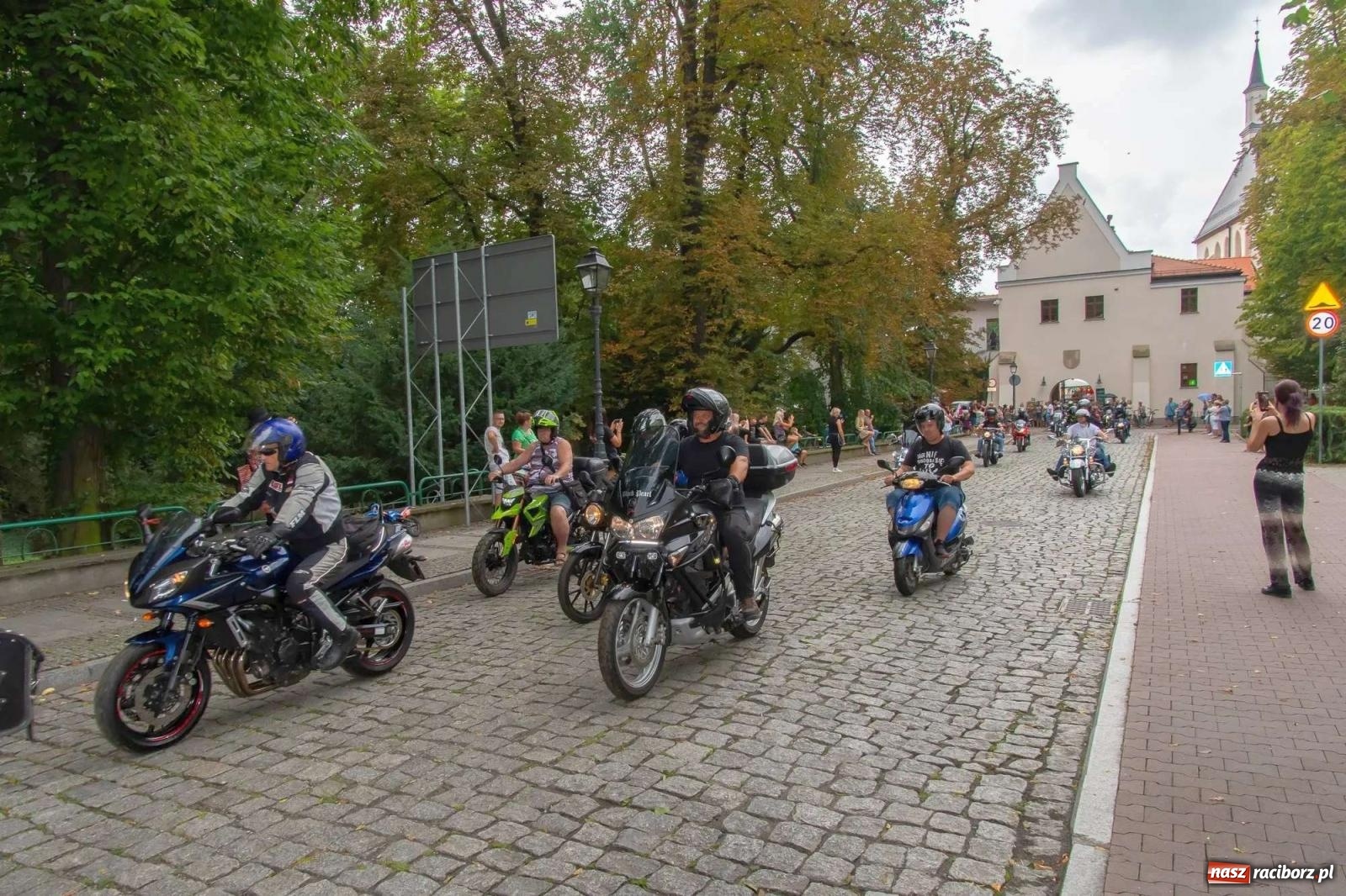 Zdjęcie w galerii na portalu naszraciborz.pl: Zamek Rock Party - ich wielkie polsko-czeskie wesele [FOTO i WIDEO] wiadomości z regionu