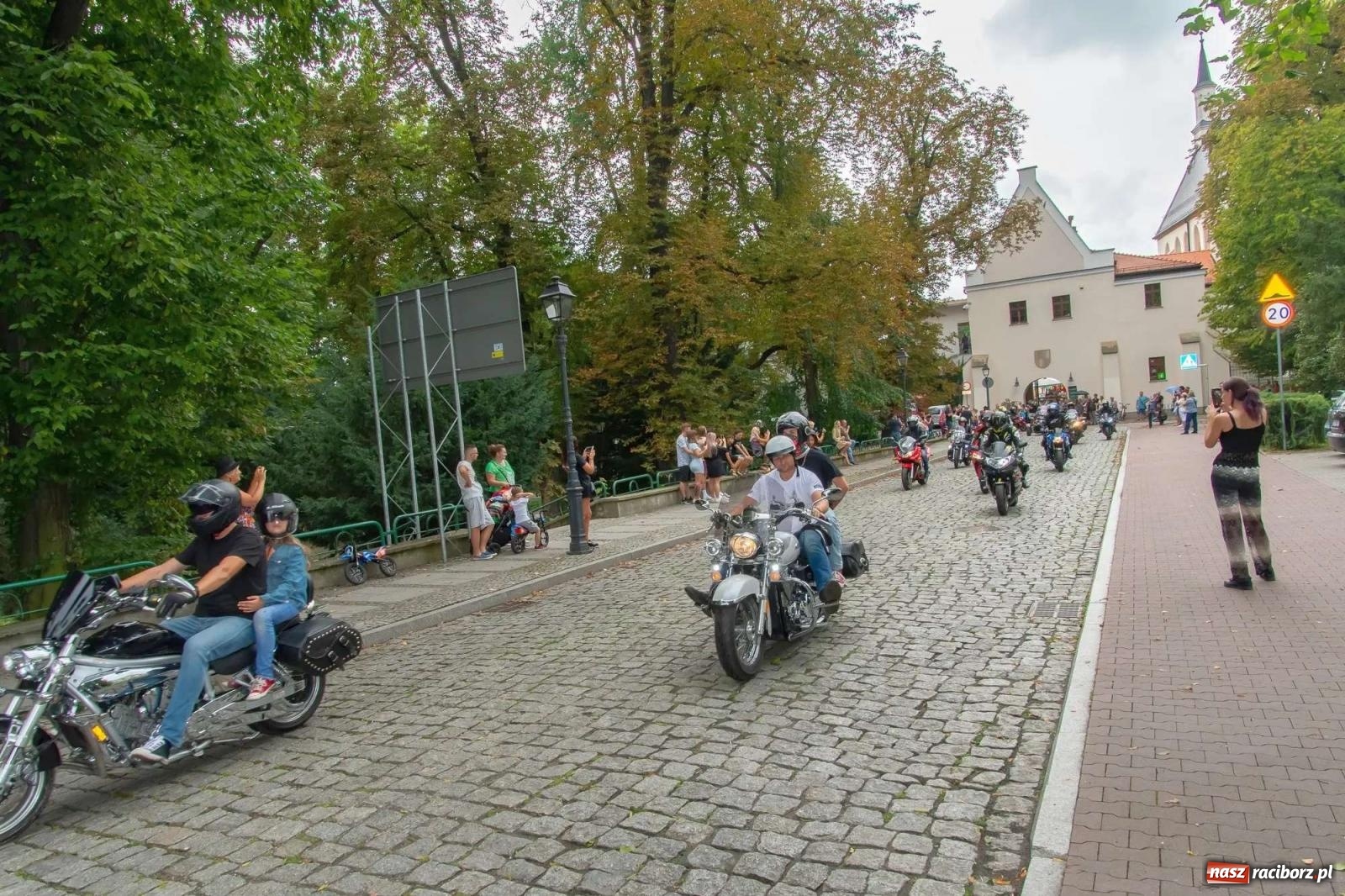 Zdjęcie w galerii na portalu naszraciborz.pl: Zamek Rock Party - ich wielkie polsko-czeskie wesele [FOTO i WIDEO] wiadomości z regionu
