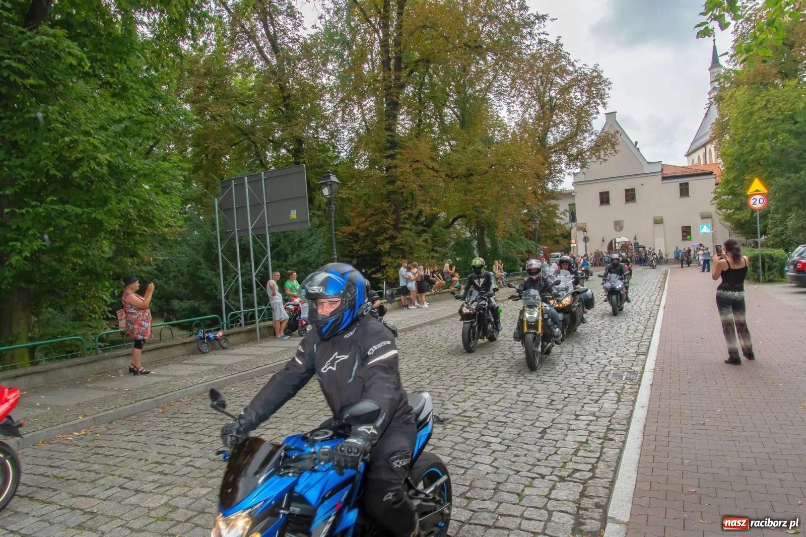 Zdjęcie w galerii na portalu naszraciborz.pl: Zamek Rock Party - ich wielkie polsko-czeskie wesele [FOTO i WIDEO] wiadomości z regionu