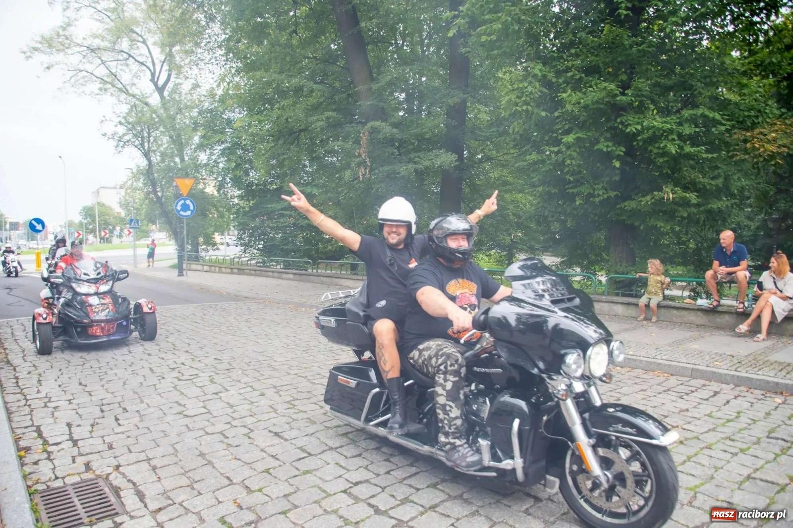 Zdjęcie w galerii na portalu naszraciborz.pl: Zamek Rock Party - ich wielkie polsko-czeskie wesele [FOTO i WIDEO] wiadomości z regionu
