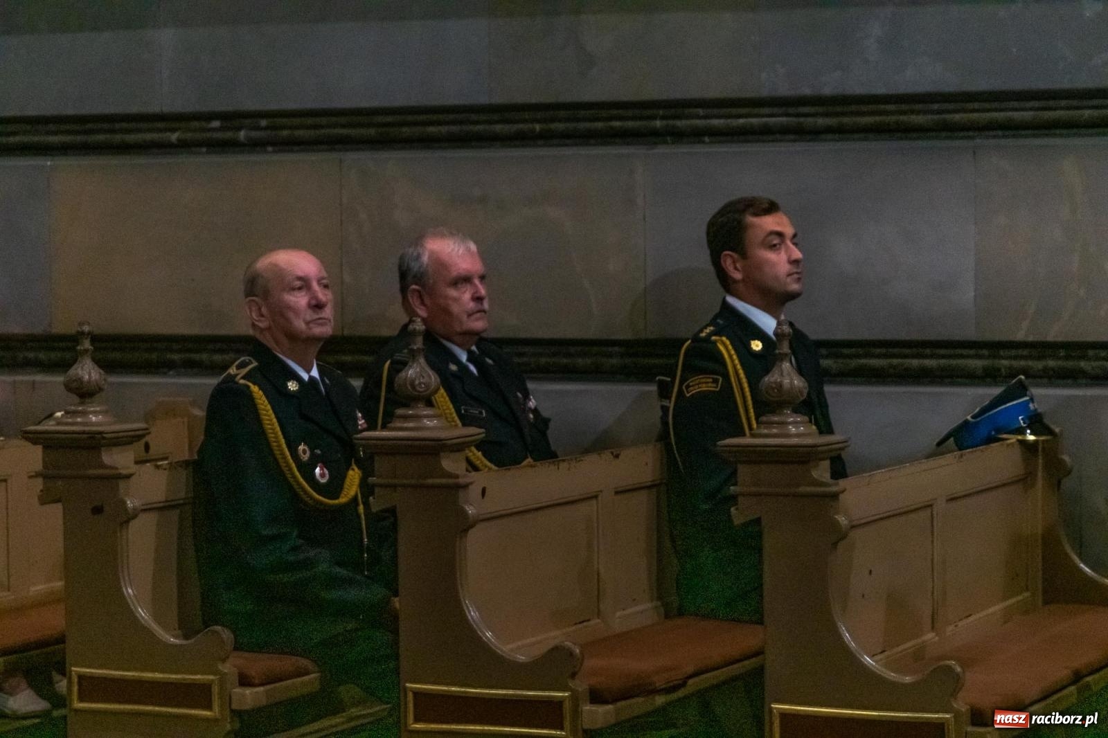 Zdjęcie w galerii na portalu naszraciborz.pl: Memoriałowa Msza w intencji poległych strażaków wiadomości z regionu