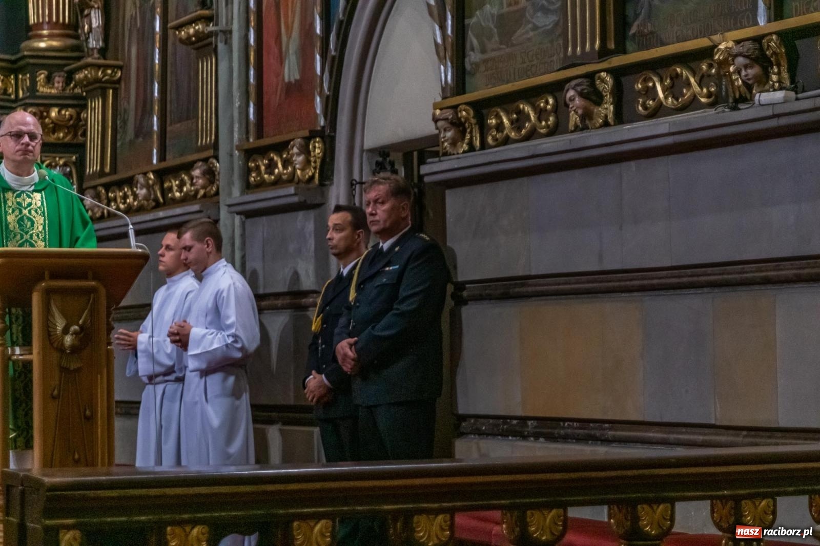 Zdjęcie w galerii na portalu naszraciborz.pl: Memoriałowa Msza w intencji poległych strażaków wiadomości z regionu