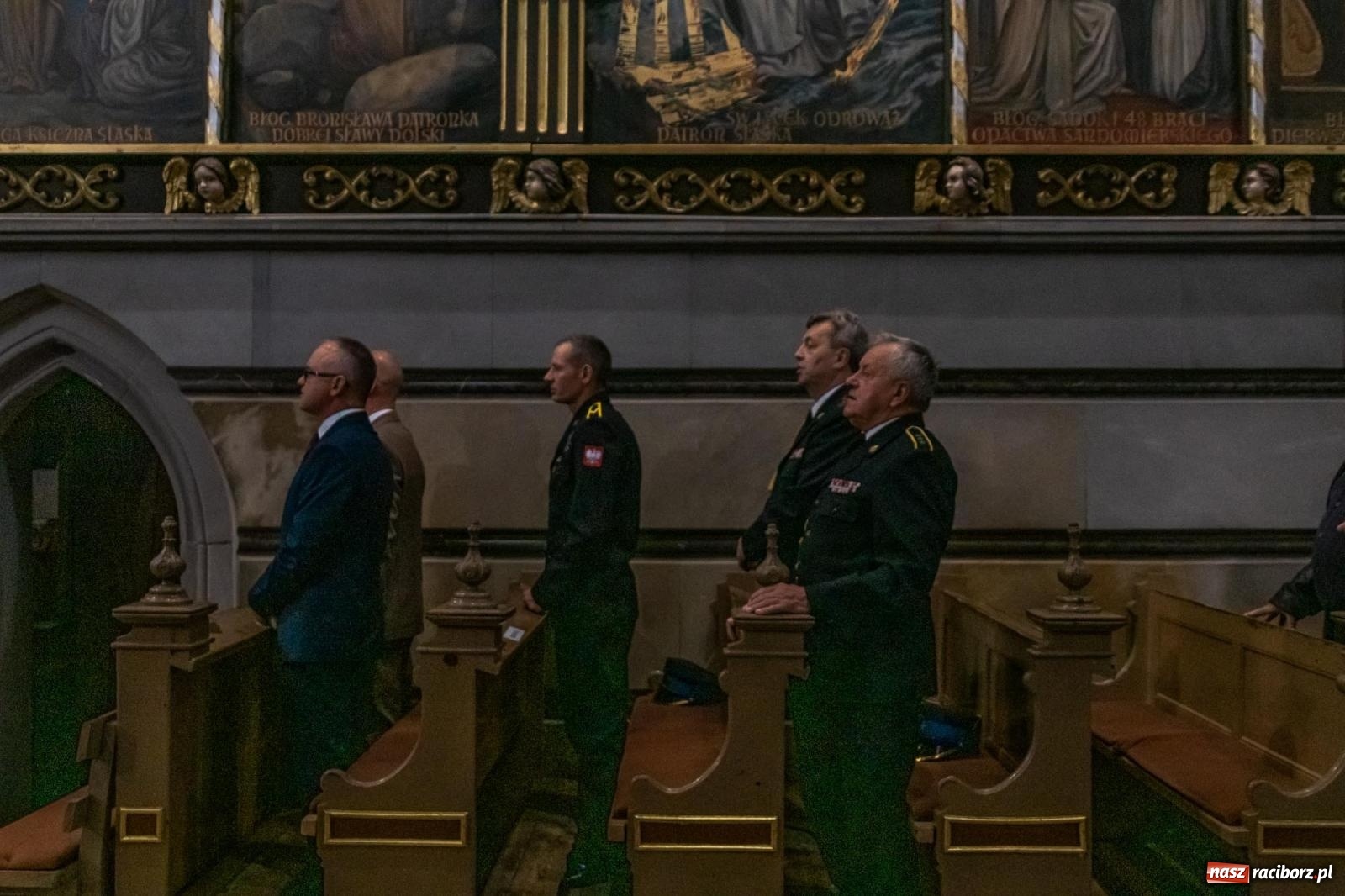 Zdjęcie w galerii na portalu naszraciborz.pl: Memoriałowa Msza w intencji poległych strażaków wiadomości z regionu