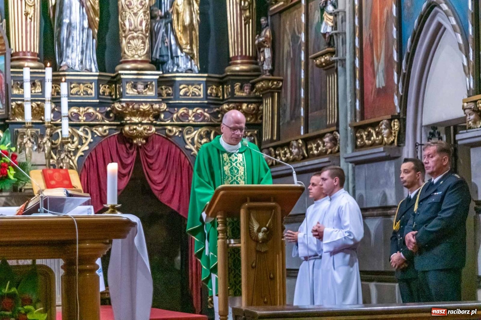Zdjęcie w galerii na portalu naszraciborz.pl: Memoriałowa Msza w intencji poległych strażaków wiadomości z regionu