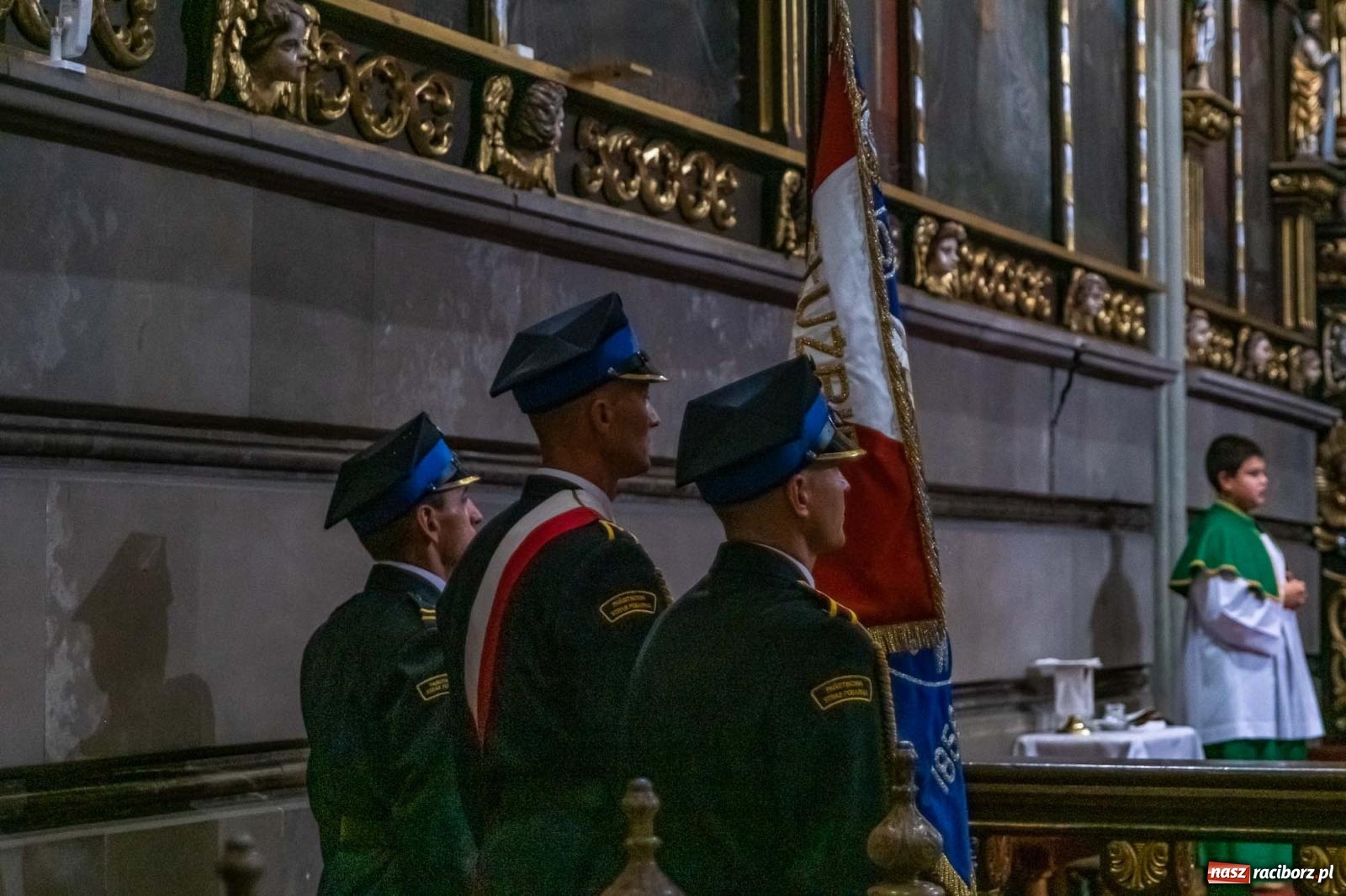 Zdjęcie w galerii na portalu naszraciborz.pl: Memoriałowa Msza w intencji poległych strażaków wiadomości z regionu