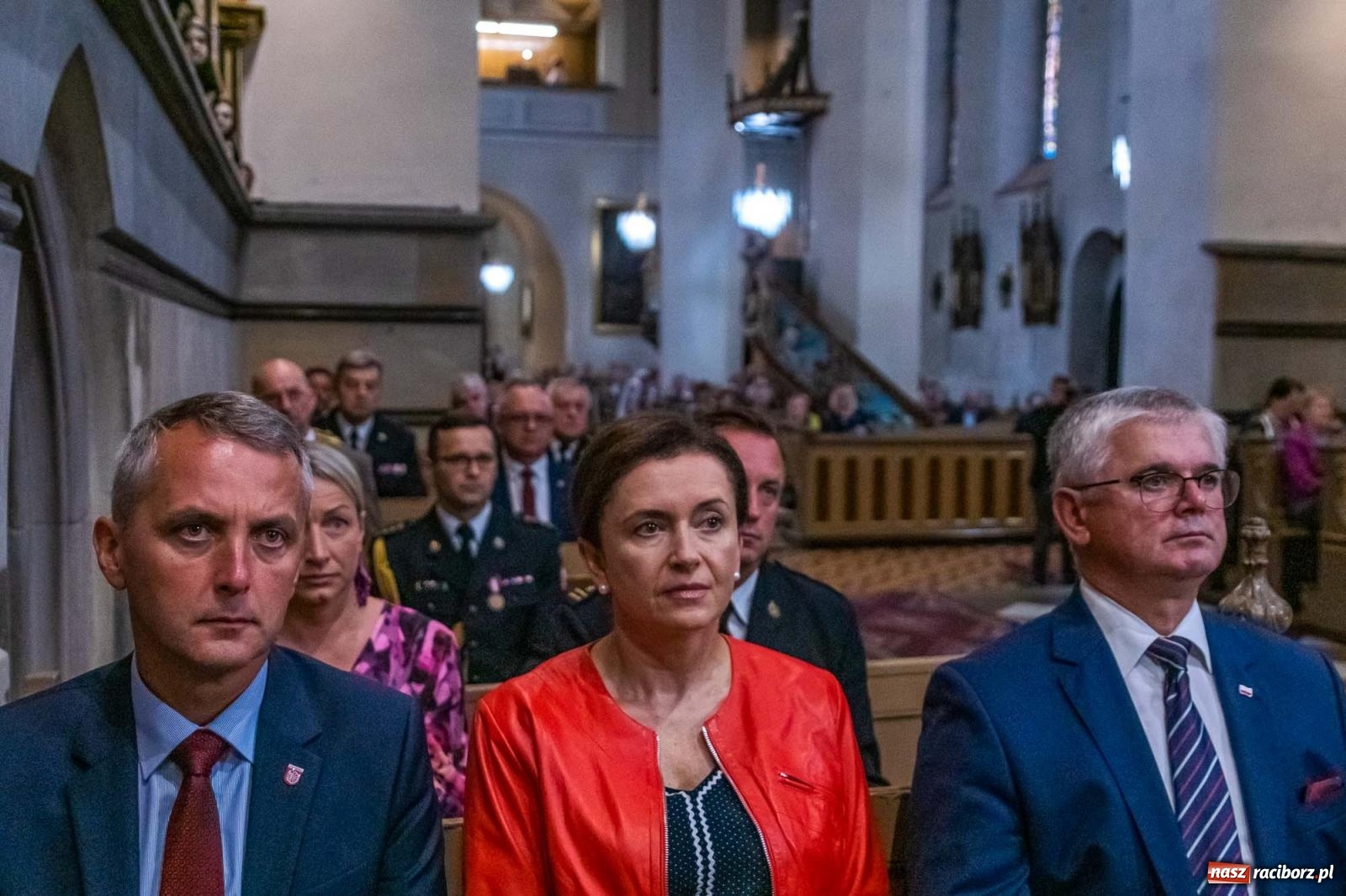 Zdjęcie w galerii na portalu naszraciborz.pl: Memoriałowa Msza w intencji poległych strażaków wiadomości z regionu