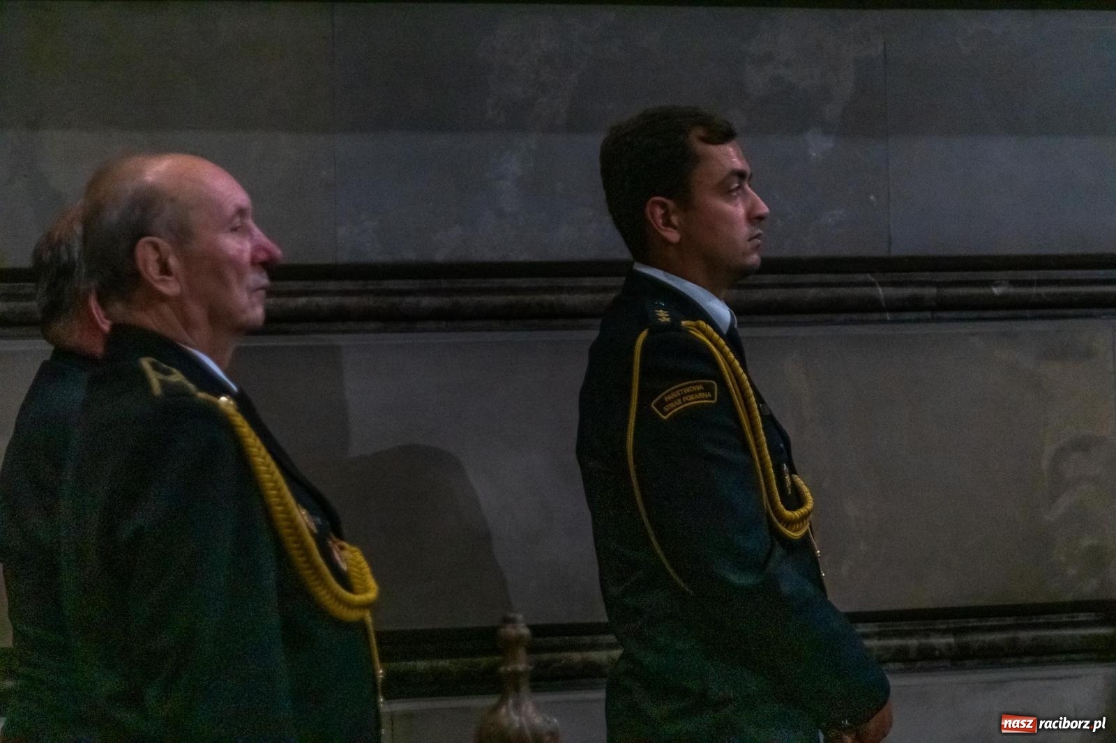 Zdjęcie w galerii na portalu naszraciborz.pl: Memoriałowa Msza w intencji poległych strażaków wiadomości z regionu