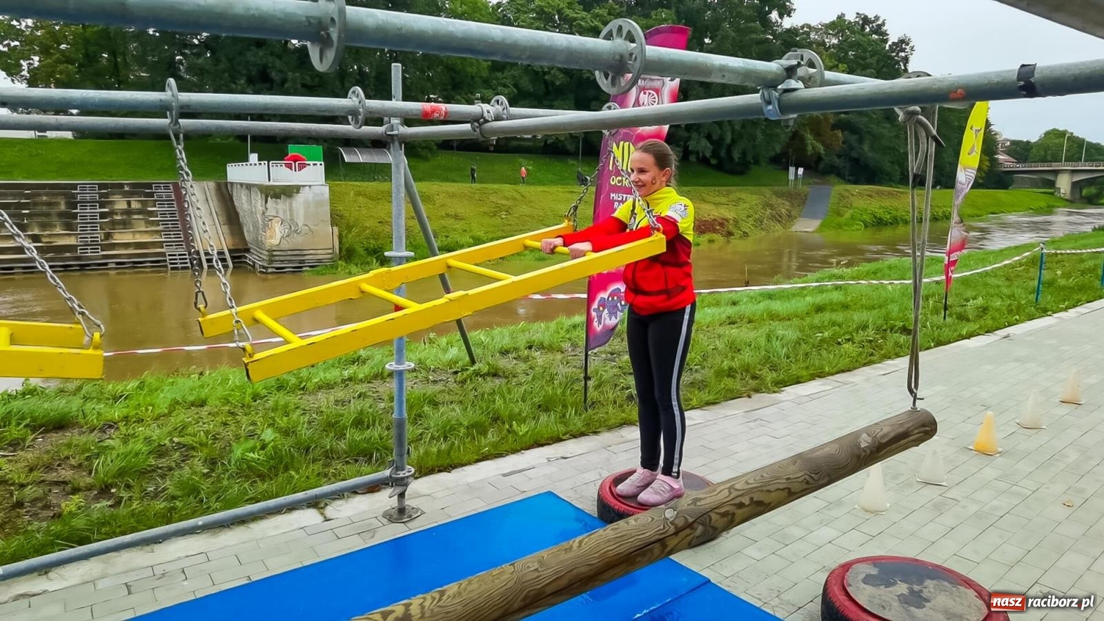 Zdjęcie w galerii na portalu naszraciborz.pl: II Mistrzostwa Raciborza Ninja OCR na raciborskich bulwarach [FOTO i WIDEO] wiadomości z regionu