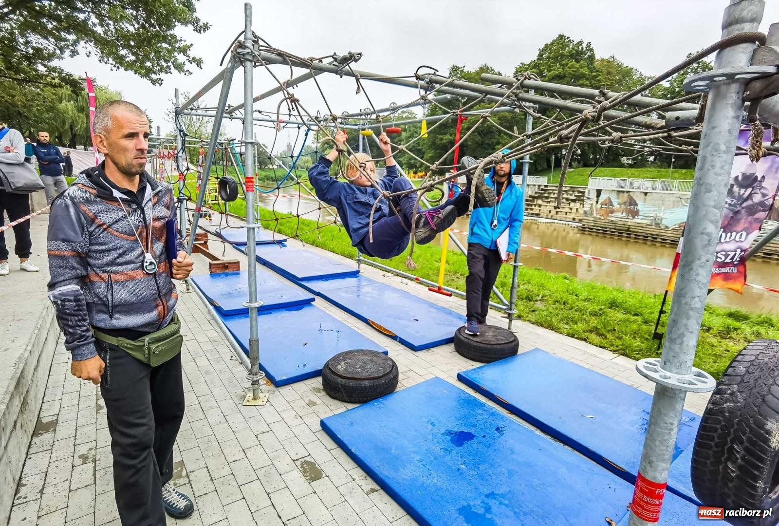 Zdjęcie w galerii na portalu naszraciborz.pl: II Mistrzostwa Raciborza Ninja OCR na raciborskich bulwarach [FOTO i WIDEO] wiadomości z regionu