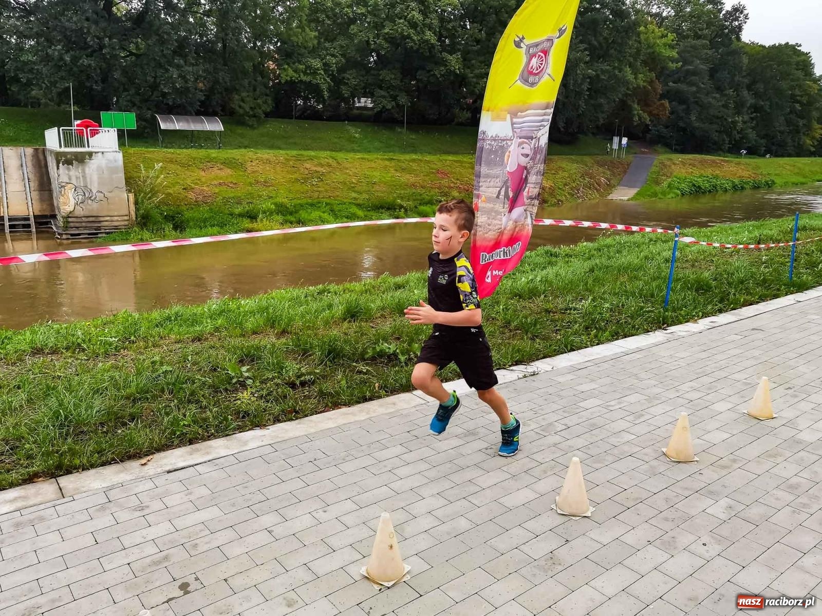Zdjęcie w galerii na portalu naszraciborz.pl: II Mistrzostwa Raciborza Ninja OCR na raciborskich bulwarach [FOTO i WIDEO] wiadomości z regionu