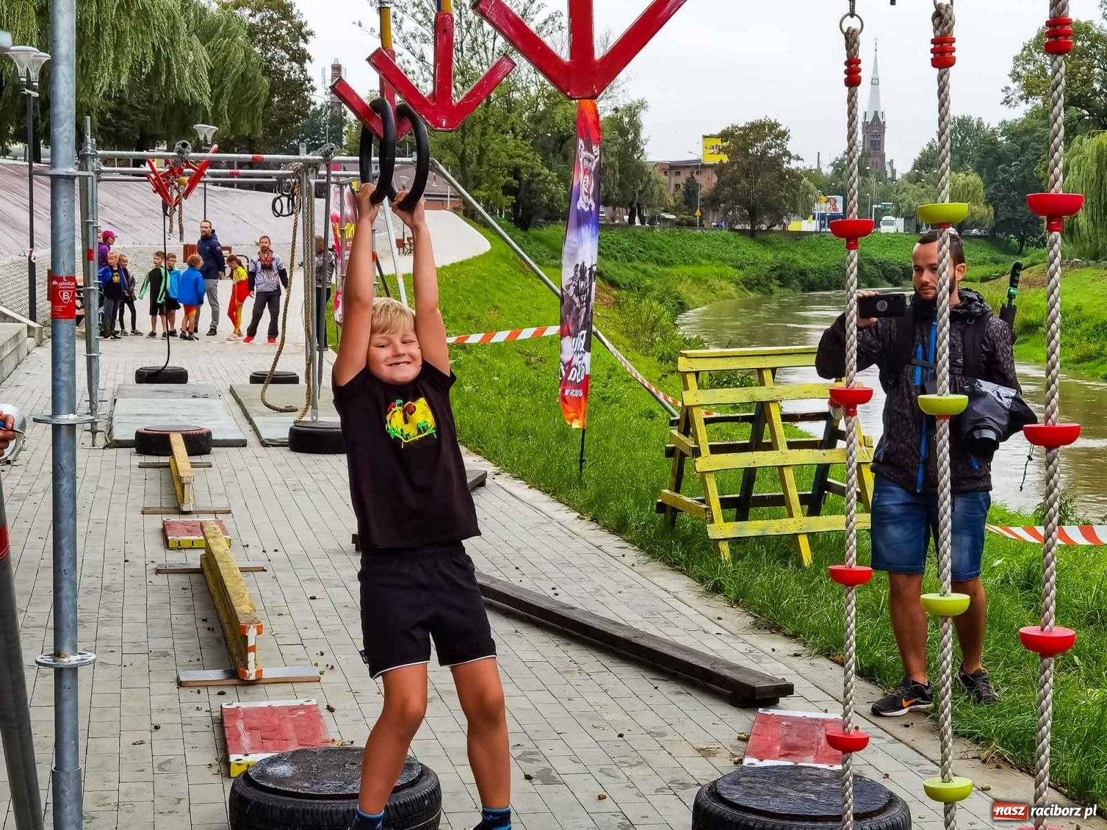 Zdjęcie w galerii na portalu naszraciborz.pl: II Mistrzostwa Raciborza Ninja OCR na raciborskich bulwarach [FOTO i WIDEO] wiadomości z regionu
