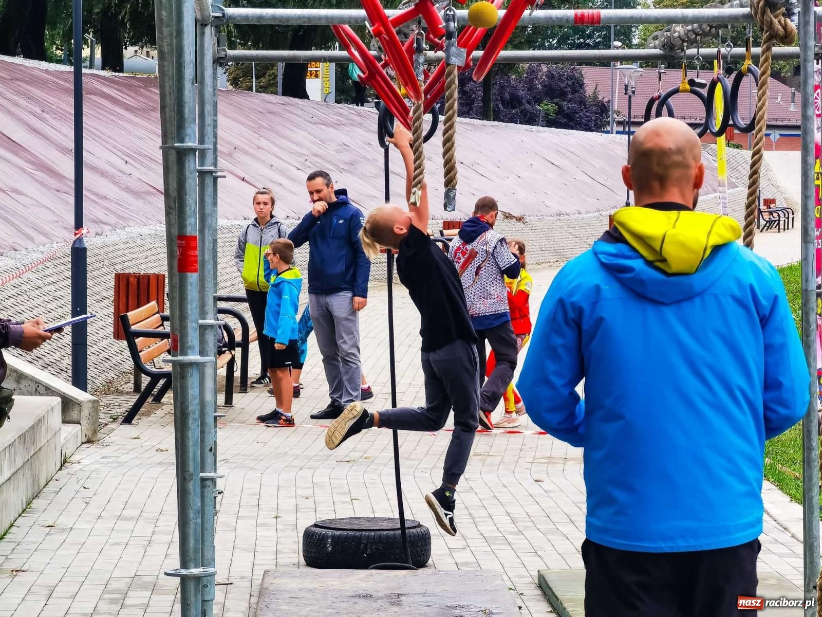 Zdjęcie w galerii na portalu naszraciborz.pl: II Mistrzostwa Raciborza Ninja OCR na raciborskich bulwarach [FOTO i WIDEO] wiadomości z regionu
