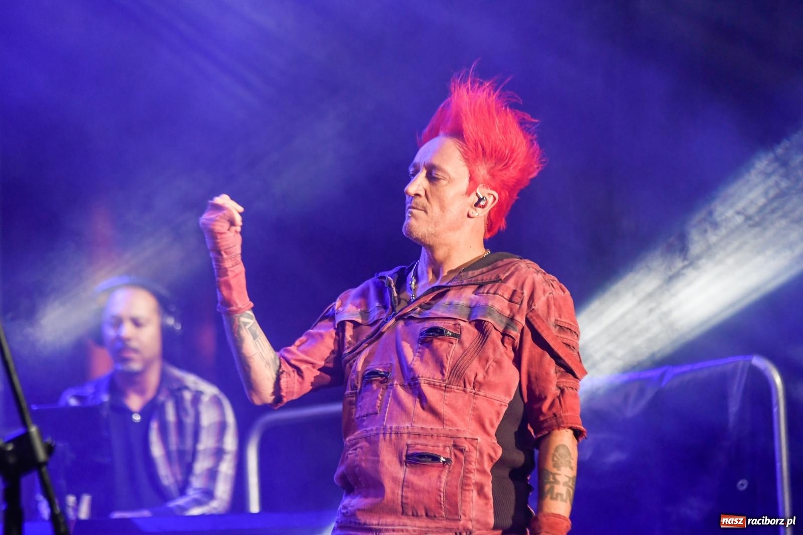 Zdjęcie w galerii na portalu naszraciborz.pl: Michał Wiśniewski ze swoim show wrócił na Memoriał [FOTO i WIDEO] wiadomości z regionu