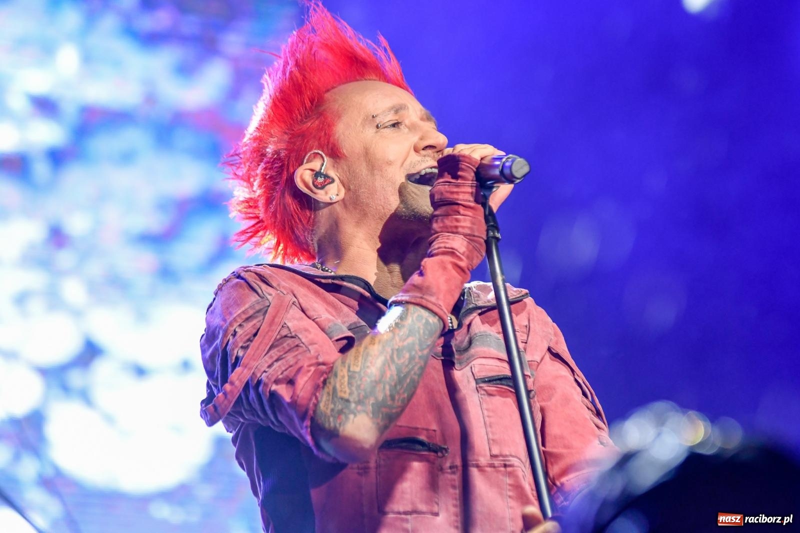 Zdjęcie w galerii na portalu naszraciborz.pl: Michał Wiśniewski ze swoim show wrócił na Memoriał [FOTO i WIDEO] wiadomości z regionu