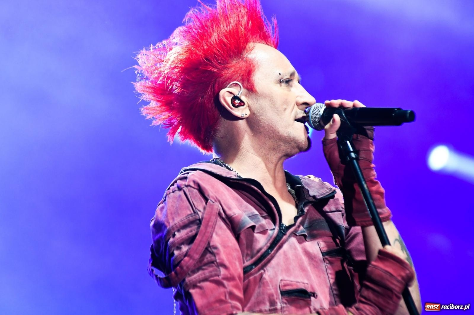 Zdjęcie w galerii na portalu naszraciborz.pl: Michał Wiśniewski ze swoim show wrócił na Memoriał [FOTO i WIDEO] wiadomości z regionu