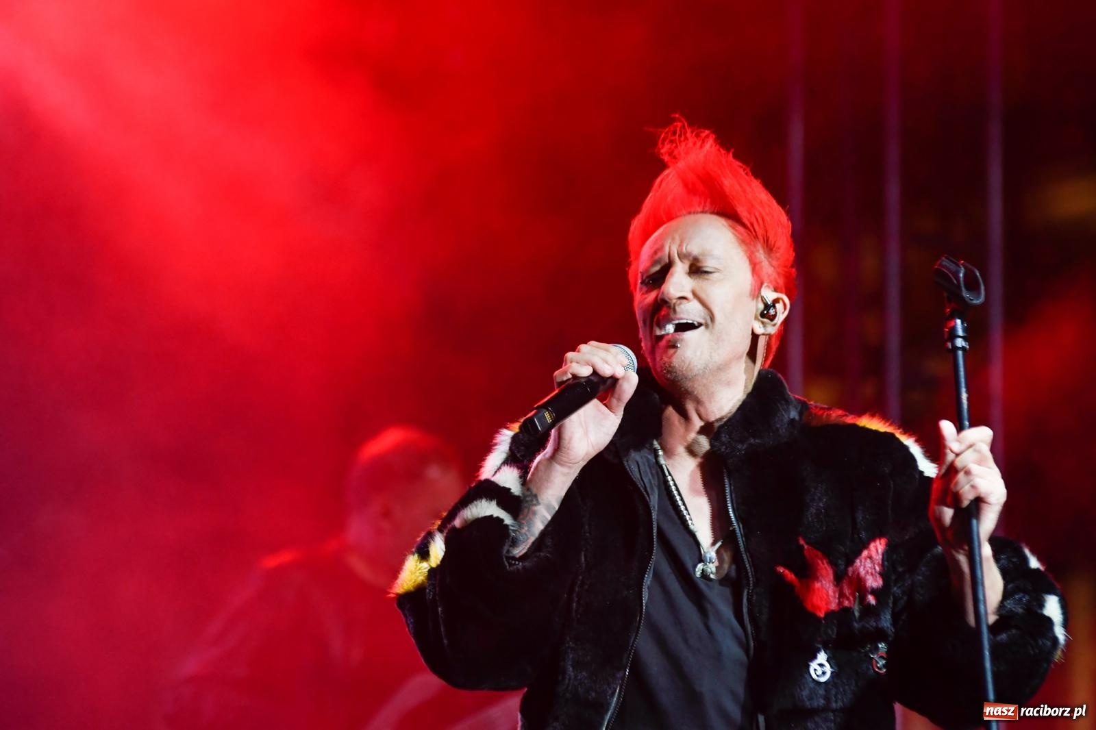 Zdjęcie w galerii na portalu naszraciborz.pl: Michał Wiśniewski ze swoim show wrócił na Memoriał [FOTO i WIDEO] wiadomości z regionu