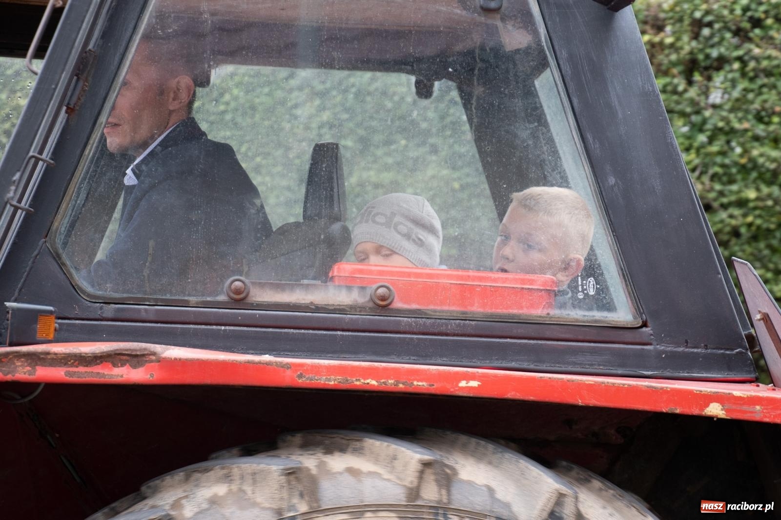 Zdjęcie w galerii na portalu naszraciborz.pl: Dożynki 2022 w Modzurowie. W młodych siła [FOTO i WIDEO] wiadomości z regionu