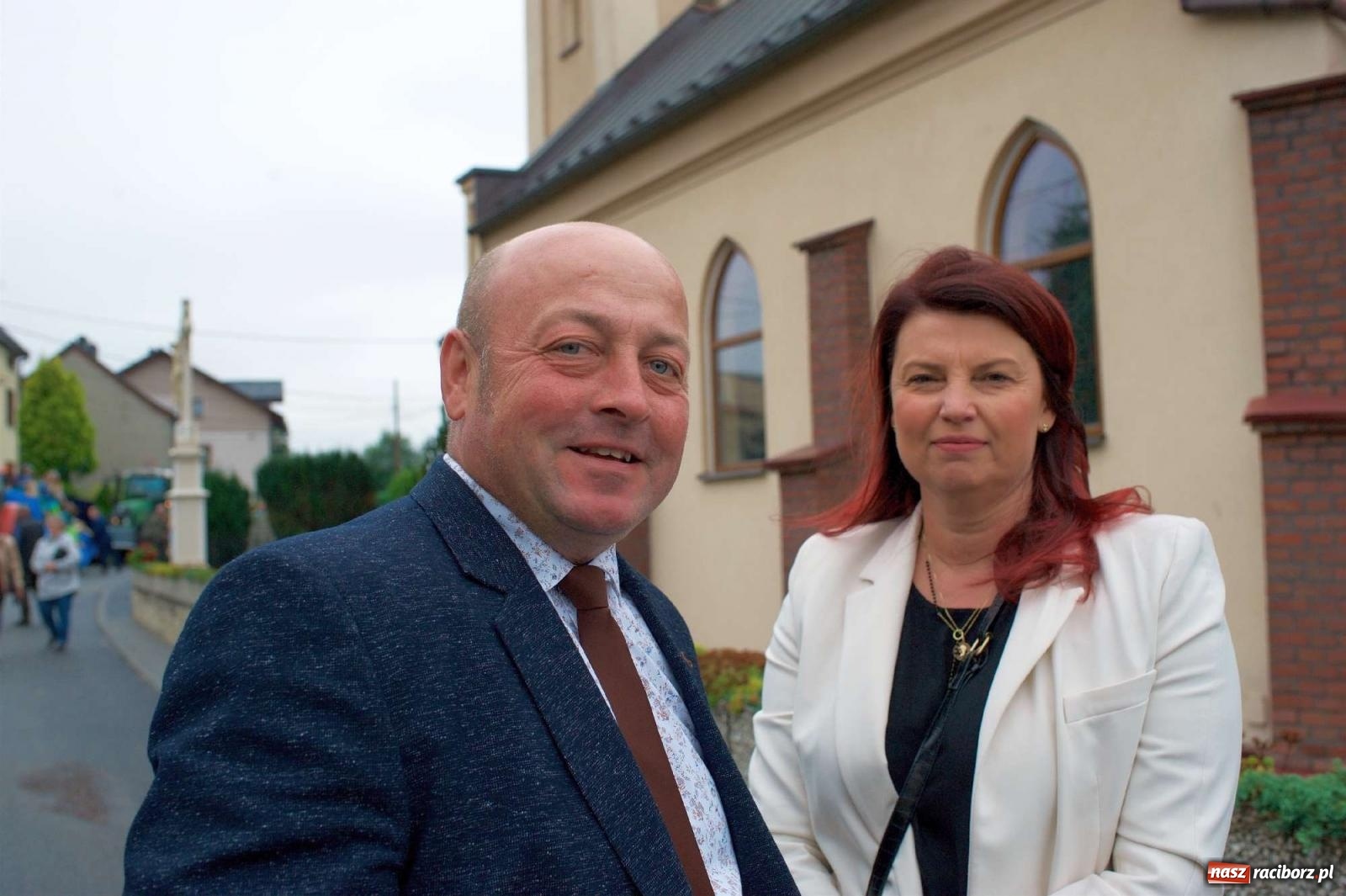 Zdjęcie w galerii na portalu naszraciborz.pl: Dożynki 2022 w Roszkowie. Strażacy wolontariusze i płeć piękna [FOTO i WIDEO] wiadomości z regionu