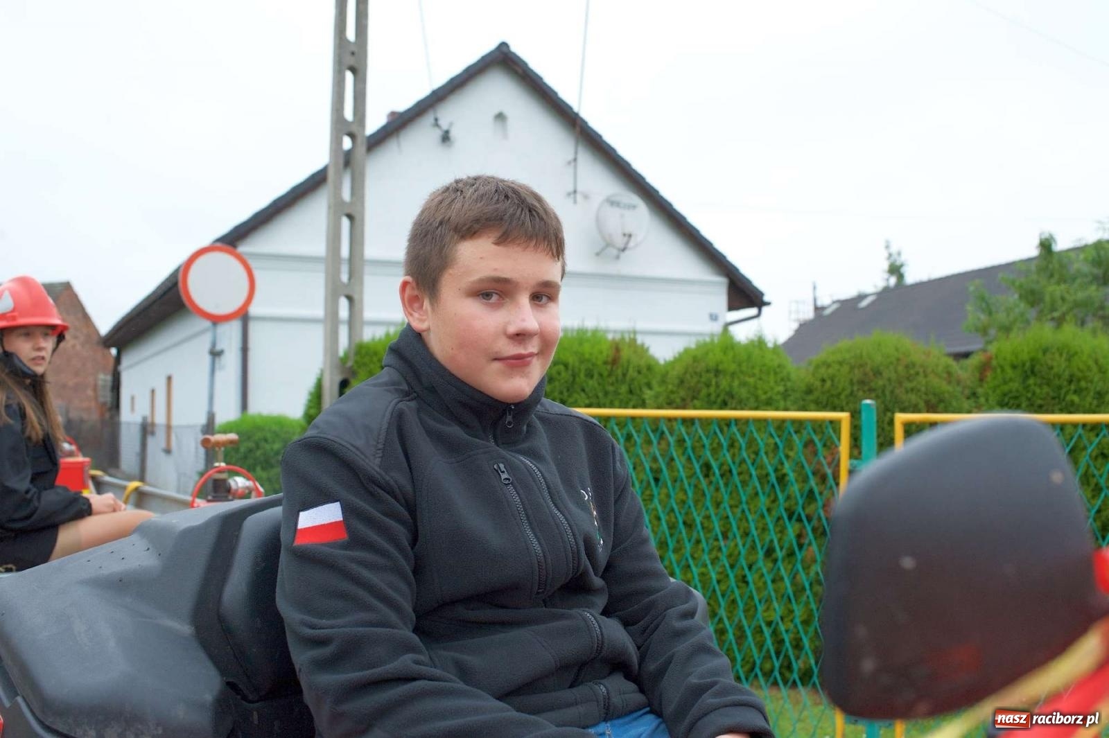 Zdjęcie w galerii na portalu naszraciborz.pl: Dożynki 2022 w Roszkowie. Strażacy wolontariusze i płeć piękna [FOTO i WIDEO] wiadomości z regionu
