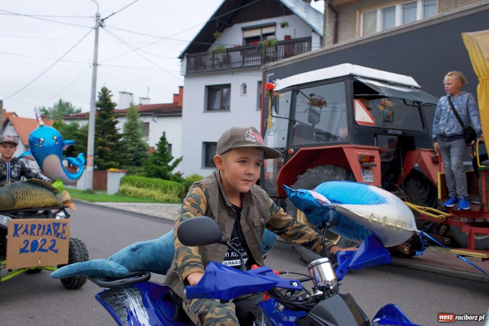 Zdjęcie w galerii na portalu naszraciborz.pl: Dożynki 2022 w Bolesławiu. Klub żniwiarzy XX wieku [FOTO i WIDEO] wiadomości z regionu