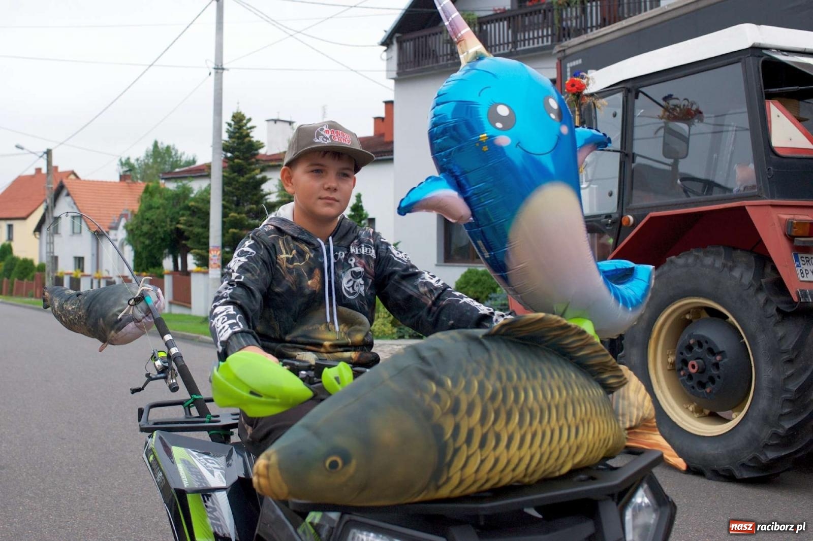 Zdjęcie w galerii na portalu naszraciborz.pl: Dożynki 2022 w Bolesławiu. Klub żniwiarzy XX wieku [FOTO i WIDEO] wiadomości z regionu