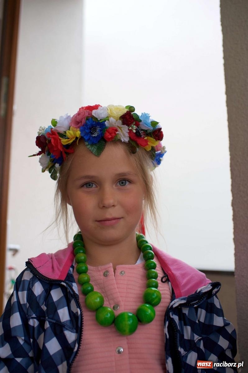 Zdjęcie w galerii na portalu naszraciborz.pl: Dożynki 2022 w Bolesławiu. Klub żniwiarzy XX wieku [FOTO i WIDEO] wiadomości z regionu