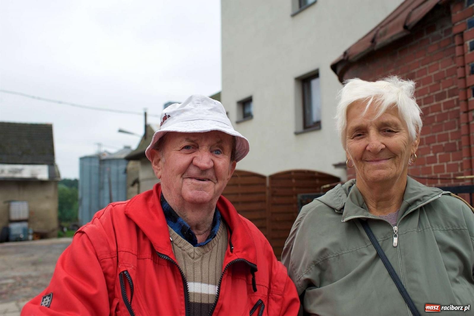 Zdjęcie w galerii na portalu naszraciborz.pl: Dożynki 2022 w Bolesławiu. Klub żniwiarzy XX wieku [FOTO i WIDEO] wiadomości z regionu