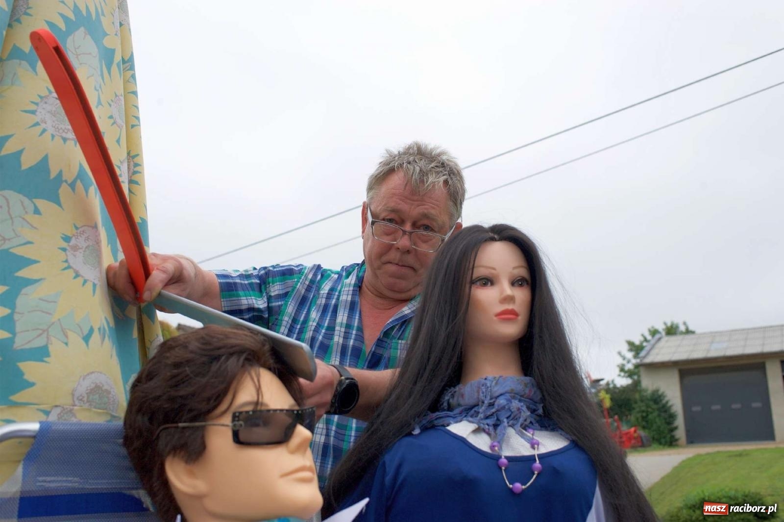 Zdjęcie w galerii na portalu naszraciborz.pl: Dożynki 2022 w Bolesławiu. Klub żniwiarzy XX wieku [FOTO i WIDEO] wiadomości z regionu