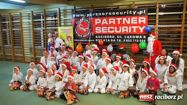Zdjęcie w galerii na portalu naszraciborz.pl: Mikołajki w raciborskim dojo wiadomości z regionu